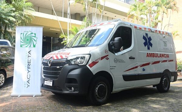 Hospital regional de Pilar recibe ambulancia con UTI donada por Yacyreta