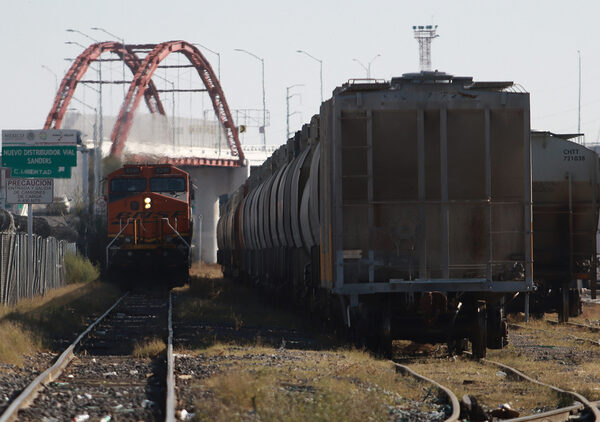Reabren cruces de trenes en la frontera México-EEUU tras 5 días de pérdidas millonarias - MarketData