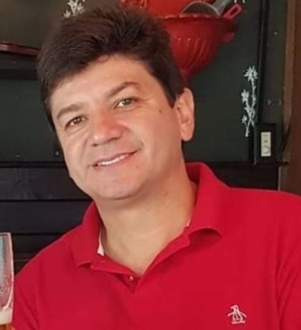 Ordenan extraer datos de celular de abogado