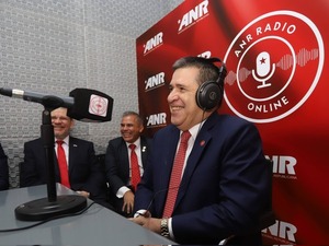 Cartes dará mensaje navideño por la emisora ANR en cadena con 172 radios - ADN Digital