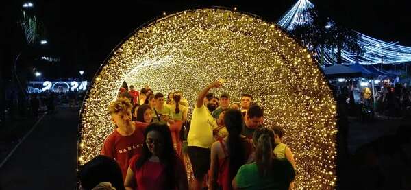 Navidad de los paraguayos: piden más luces, menos pirotecnia y que solo estallen sonrisas - Nacionales - ABC Color