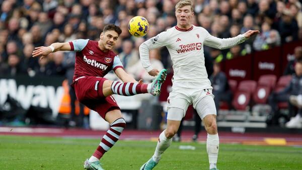 West Ham aviva la crisis del United