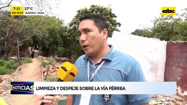 Video: Despeje y limpieza sobre la vía férrea - ABC Noticias - ABC Color
