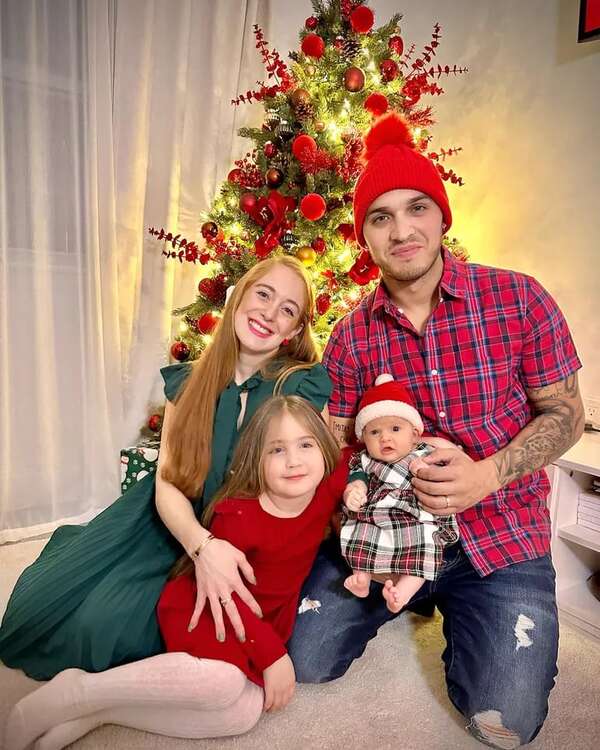 Flopy Conde y familia se preparan para la primera Navidad de Carlota - Gente - ABC Color