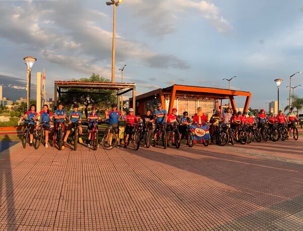 Ciclistas donarán pan dulces a familiares de pacientes de hospitales en Encarnación