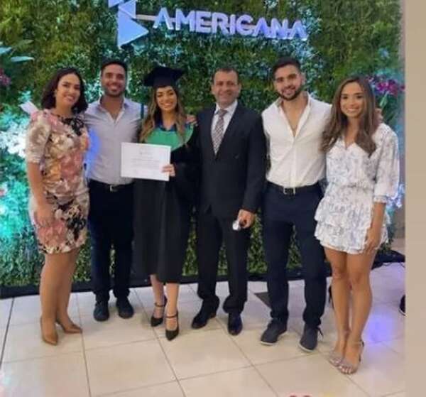 Ministra de Senadis ubica a la novia de su hijo en un importante cargo - Política - ABC Color