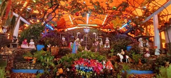 Tradicional pesebre hidráulico de la familia Sabaté rinde homenaje a la artesanía luqueña - Nacionales - ABC Color