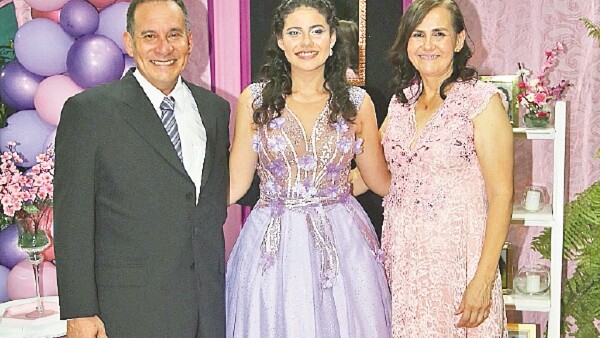 Los quince años de Vanesa Pereira Kumczyk