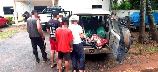 Brigada antiabigeato detiene a cuatro personas e incauta 154 kilos de carne en Ybycuí - Policiales - ABC Color