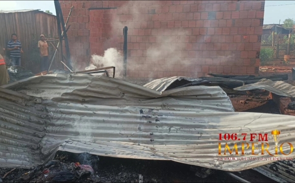 Niños que jugaban con bombitas ocasionaron un incendio de vivienda en Villa San Pedro - Radio Imperio 106.7 FM