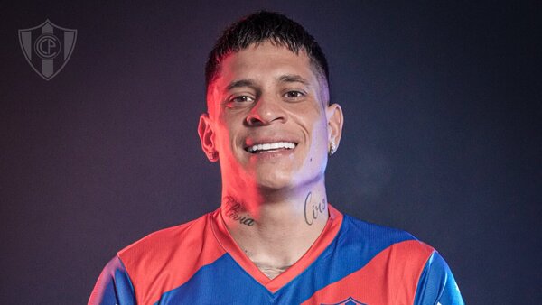 Juan Iturbe y su felicidad por regresar a Cerro Porteño