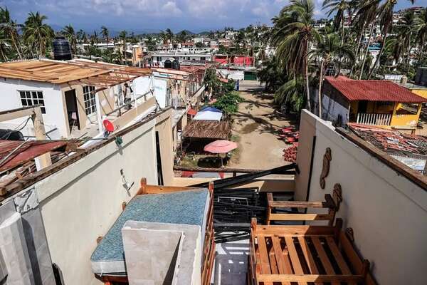 Habitantes de Acapulco dicen que serán unas fiestas amargas por estragos del huracán Otis - Mundo - ABC Color