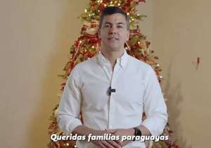 Video: Santiago Peña habla de un “compromiso por un Paraguay mejor” en mensaje navideño - Política - ABC Color