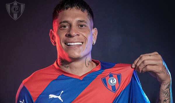 Versus / Cerristas viralizan el recordado gol de Juan Manuel Iturbe ante Olimpia