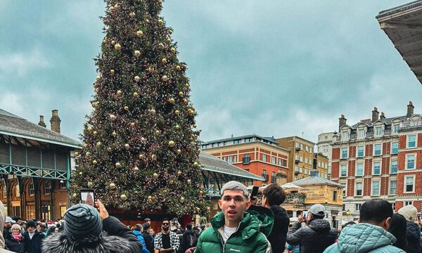 Julio Enciso se paseó por Londres y publicó un mensaje por Navidad en redes
