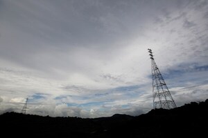 Una falla en el sistema eléctrico deja sin luz y agua a Panamá previo a la Nochebuena - MarketData