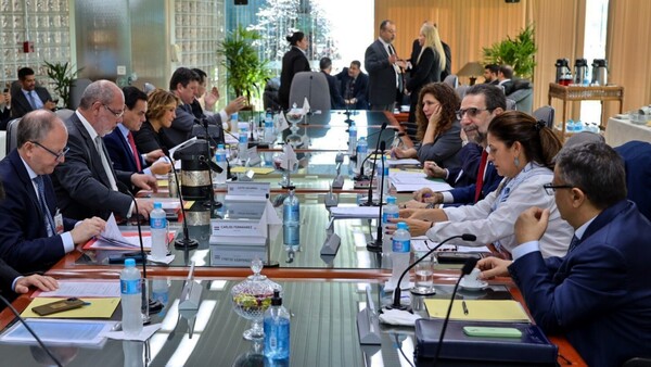 Gobierno irá por acuerdo sobre tarifa de Itaipú antes que apurar Anexo C