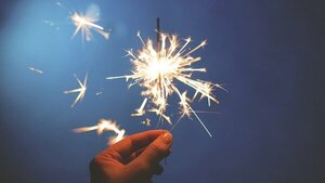 Un bebé de 1 año y un joven de 19 lastimados por pirotecnia