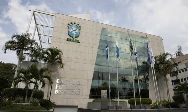 Versus / La FIFA amenza con suspender a la selección de Brasil por intervención del Estado en la CBF