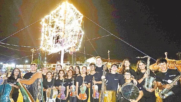 El Árbol del Río brillará hasta el 7 de enero del 2024