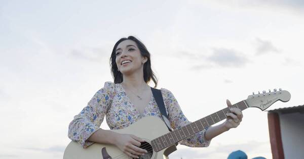 La Nación / “No estás aquí”, el homenaje de Mila Medina a su padre