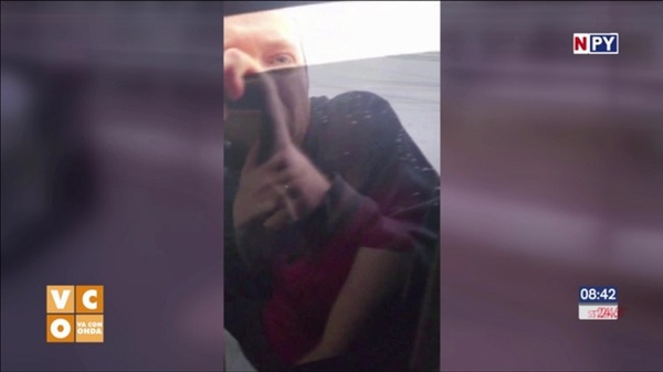 Un trastornado hombre intentó entrar por la fuerza a un vehículo ajeno - Noticias Paraguay