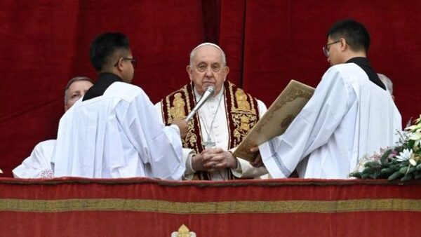 Mensaje navideño del Papa: Decir «sí» al Príncipe de la Paz significa decir «no» a la guerra