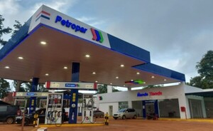 Hurtan G. 160 millones de la oficina de una estación de servicios