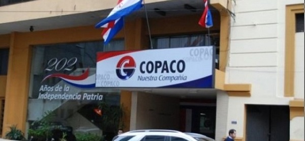 Protesta masiva de empleados de Copaco por salarios atrasados