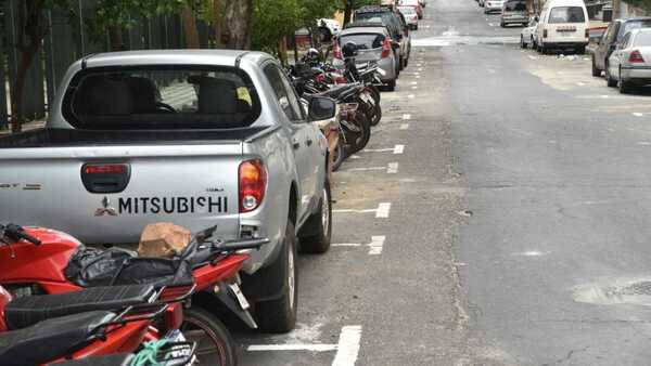 Estacionamiento tarifado: ¿Quién se encarga de multar? No hay lugar asegurado ni "fiado"