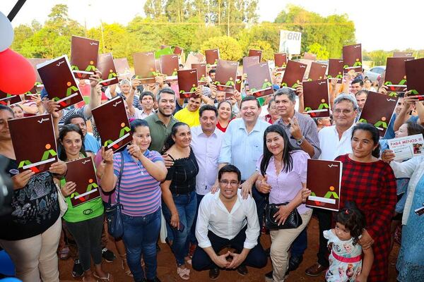 Indert revoluciona entrega de títulos y redefine equidad de género en propiedad rural
