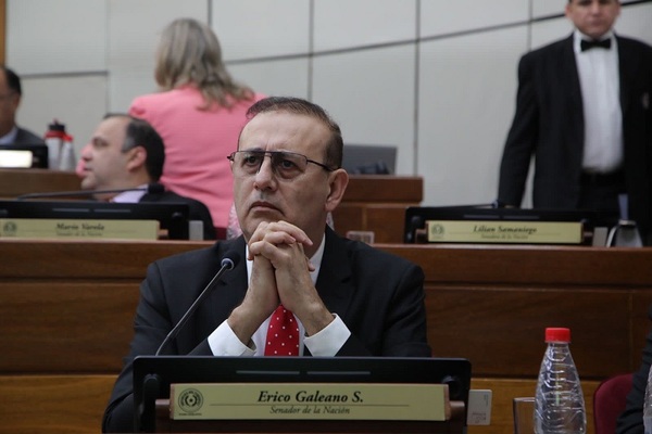 Conceden libertad ambulatoria al senador Erico Galeano