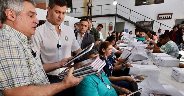 La Nación / Gobierno se compromete a entregar kits de calidad y a tiempo para el inicio de clases