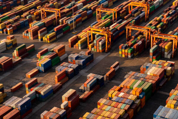 China rebajar谩 aranceles a la importaci贸n de m谩s de un millar de productos en 2024 - Revista PLUS