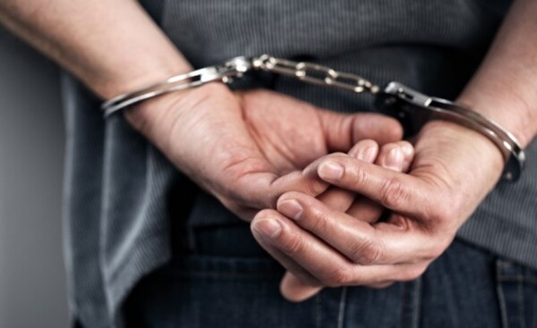 Imputan a joven que agredió a un policía tras tentativa de hurto
