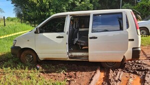 Delincuentes interceptan automóvil en Ciudad del Este