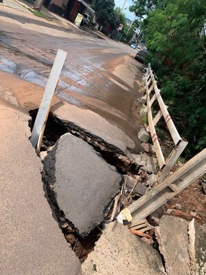 Puente de Capellanía en riesgo tras las lluvias » San Lorenzo PY