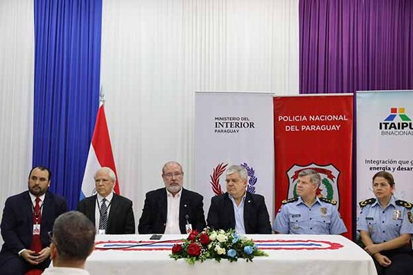 Tesãi por mandato del Gobierno revalida y amplía convenio con la Policía Nacional | DIARIO PRIMERA PLANA