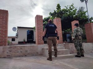Fiscales ordenaron la detención de un concejal colorado que sería parte de logística de Macho