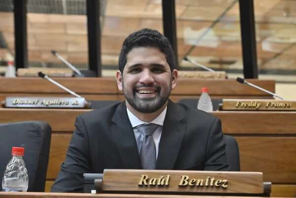 Lealtad al Partido Colorado a cambio de cargos, denuncian - Política - ABC Color