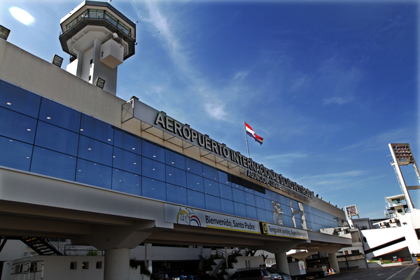 Companies increase flight frequencies from Asunción to several countries - .::Agencia IP::.
