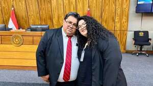 Apareció hija del diputado Adorno y justificó que su propio padre la contrate como “encargada de despacho” - Política - ABC Color