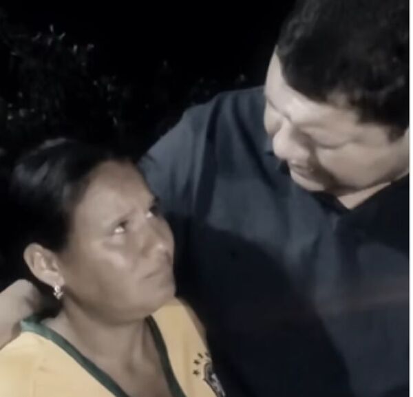 Gobernador Juancho Acosta Brinda Apoyo a Familia Afectada por Incendio