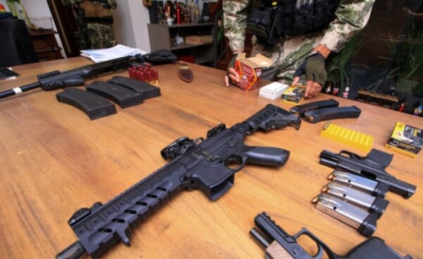 Armas incautadas al crimen organizado serán entregadas a la Policía