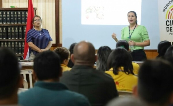 Prosigue capacitación a funcionarios de la Municipalidad
