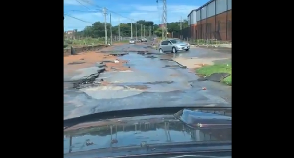 Diputado exige soluciones definitivas para la avenida Avelino Martínez