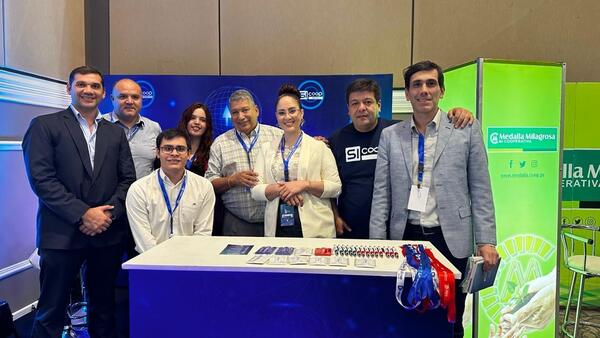 Participación destacada de 'SICOOP' en el congreso "Innova Coop" - trece