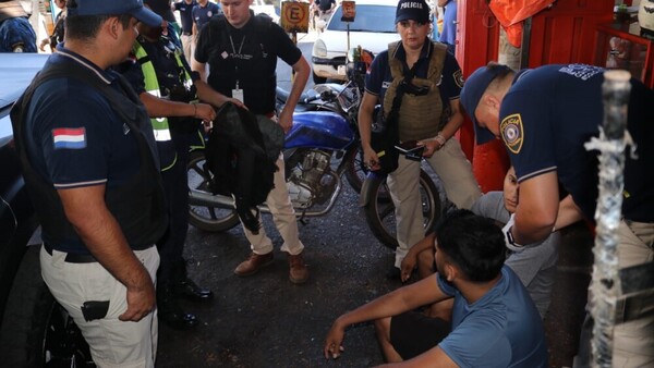 Ya son siete los detenidos por reducción en el Mercado 4
