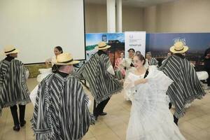 Invitan al festival nacional del Poncho Para’i para el 13 de enero - ADN Digital