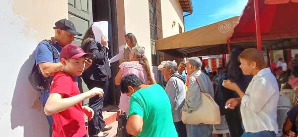 Gran concurrencia en jornada de servicio para adultos mayores en Areguá - Nacionales - ABC Color